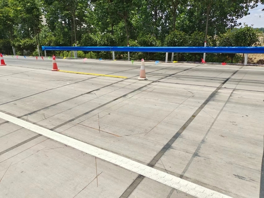 Overrun Control Weighing WIM System Wide Speed 0.5km / H Detection Highway