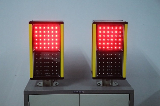 Intelligent Traffic System ITS Equipment Smart Fog Indicative Light For Safe Driving In Low Visibility Conditions