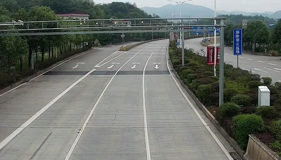 Hengliang Dynamic Weighing WIM System With 40000KG Truck Axle Scales