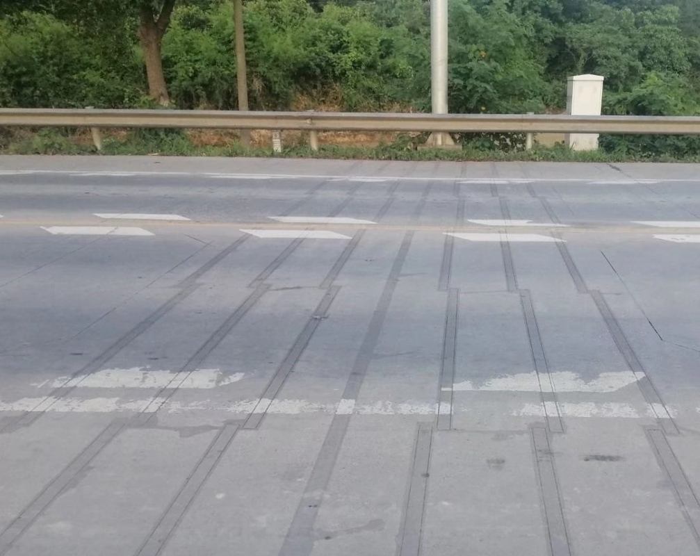 IP68 Highway High Speed Weigh In Motion Systems 60T Load IP68